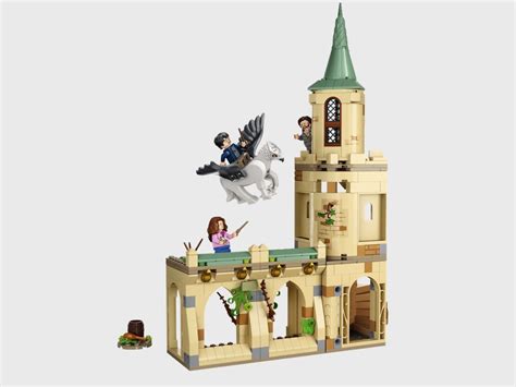 LEGO Harry Potter Hogwarts Courtyard: Sirius’s Rescue building set is a ...