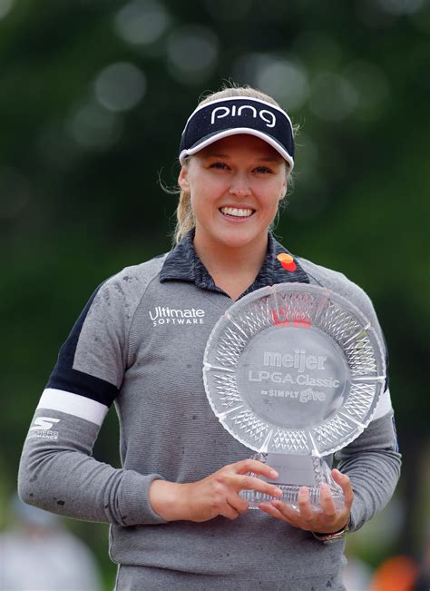 Brooke Henderson wins Meijer LPGA Classic, sets Canadian record ...