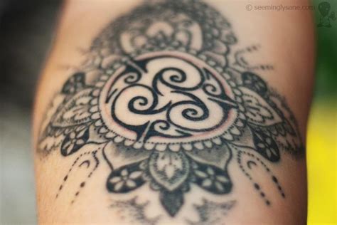 Épinglé par Lani Geistwalker sur Inspiration | Triskel tatouage ...