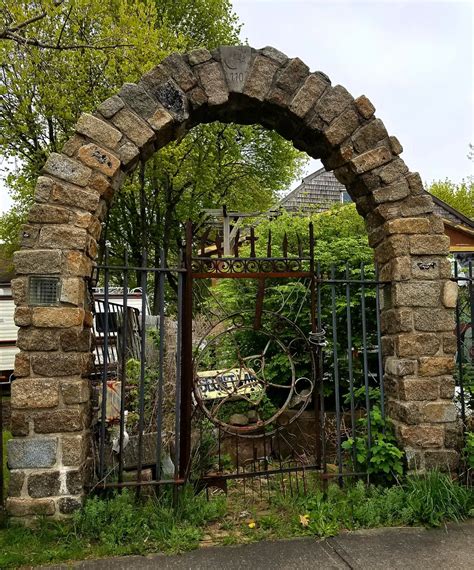 Pretty stone arch/gate | Arch gate, Stone arch, Garden gates and fencing