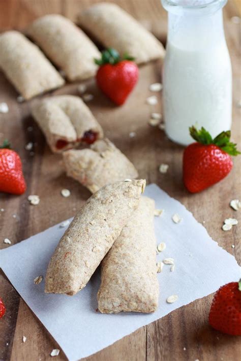 Homemade Strawberry Nutri Grain Bars. | Recipe | Homemade snacks, Snacks, Food