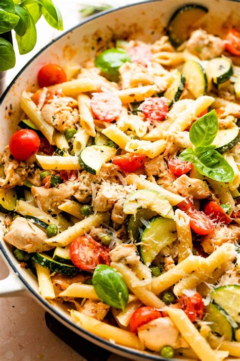 Chicken Pasta Primavera | Diethood