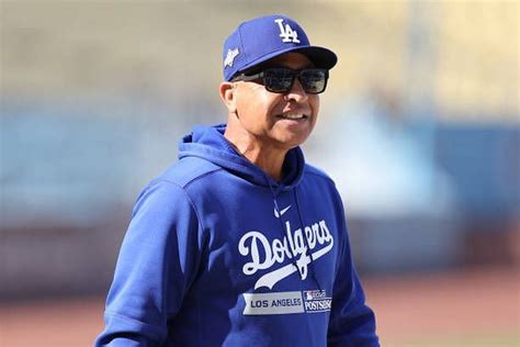 Who are Dave Roberts’s Parents? Age, Nationality and more