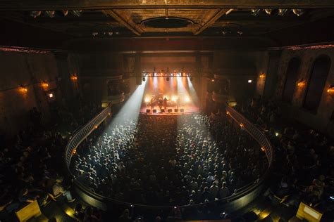 Chicago Live Music Venues - Top 30 Places to Enjoy Music (2022)