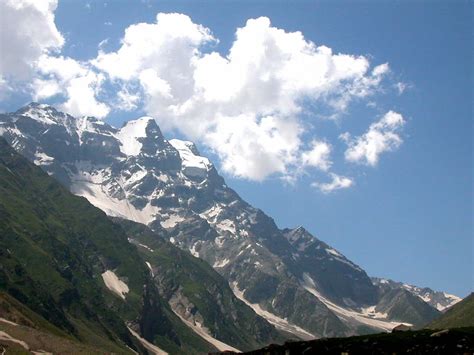 Many Means: Beautiful Kaghan & Naran Valley, Pakistan