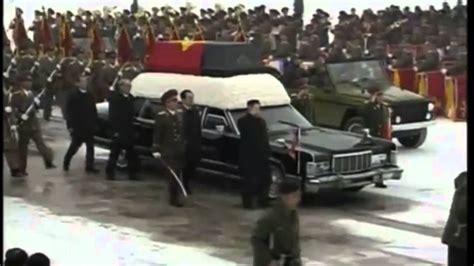 Kim Jong Il's Funeral Procession - Kim Jong Un Leads - YouTube