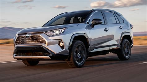 2019 Toyota RAV4 Hybrid First Test: More Power, Less Gas