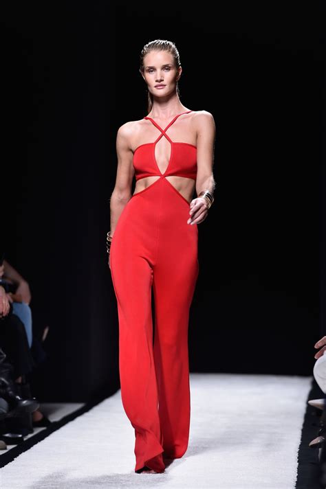 Rosie Huntington-Whiteley on the Catwalk - Paris Fashion Week - The Balmain Show, September 2014 ...