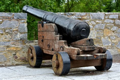 Cannon at Ross Castle in Killarney, Ireland - Encircle Photos