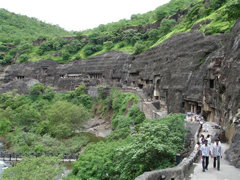 Best Tourist Places: Places to Visit in Ajanta Caves - Aurangabad