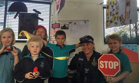 Railway Squad visits schools for Rail Safety Week - Queensland Police News