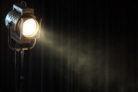 Watch: Why is Three-Point Lighting the Filmmaking Standard?