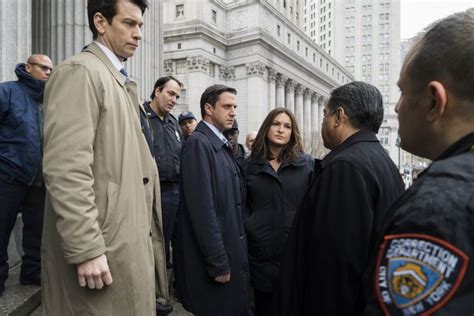 'Law and Order: SVU' season 18 spoilers: death threats break Barba's toughness?; ADA takes ...