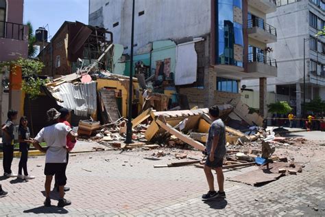 At least 13 dead after magnitude 6.8 earthquake shakes Ecuador | CNN