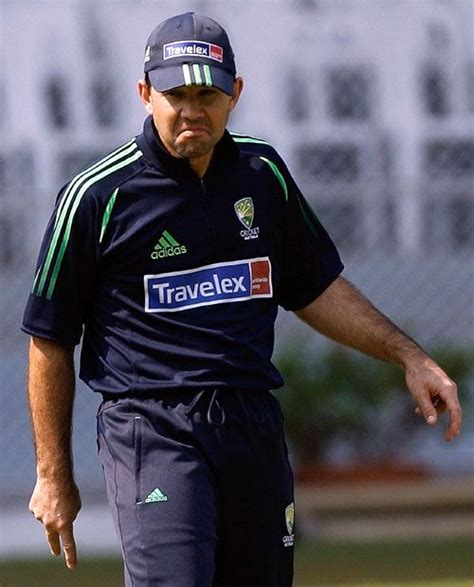 Ricky Ponting makes a funny face | ESPNcricinfo.com