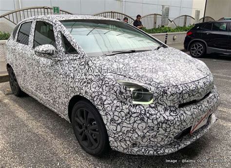 2020 Honda Jazz LED headlight, interiors revealed - New spy shots