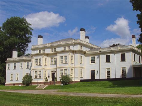 File:Lyman Estate, Waltham, Massachusetts - front facade.JPG - Wikipedia, the free encyclopedia