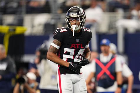 Predicting the Atlanta Falcons' final roster after first cuts: Defense