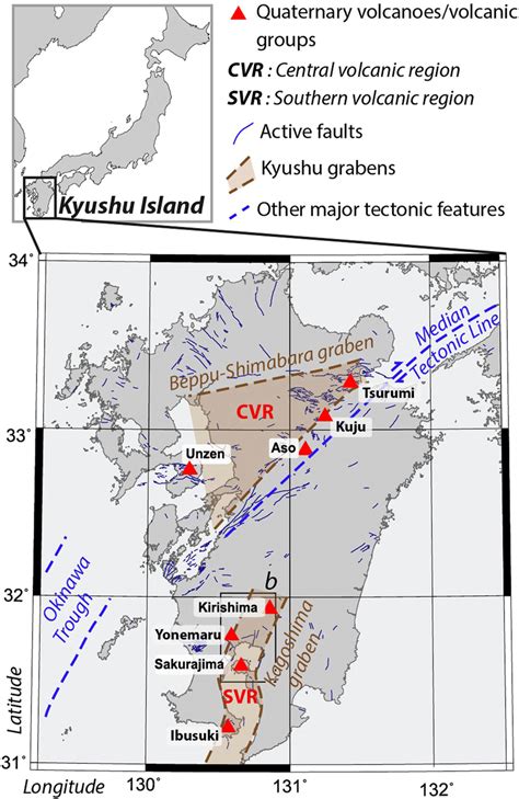 Volcano-tectonic map of Kyushu Island showing Quaternary volcanoes (red ...