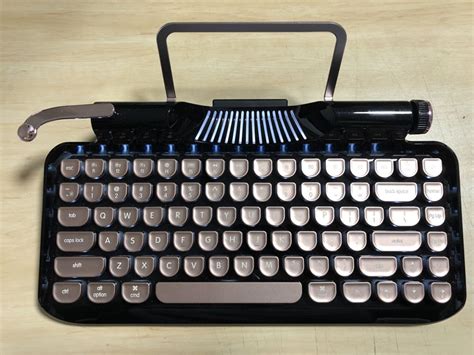 Rymek retro Bluetooth typewriter keyboard review - a cool blast from the past - Tech Guide