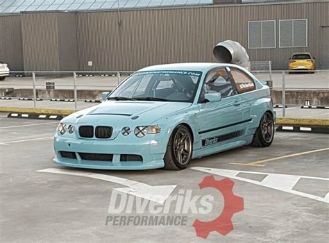 Rolling Elegance Verbreiterungen für BMW E46 Compact