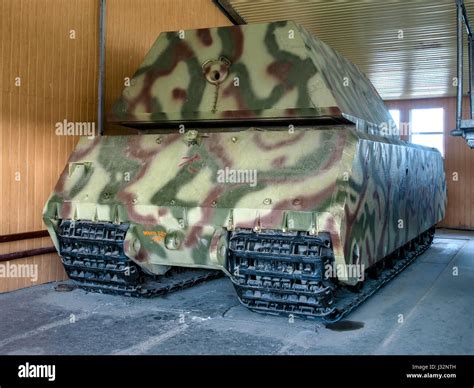 Pz.Kpfw VIII Maus in the Kubinka Museum pic4 Stock Photo - Alamy