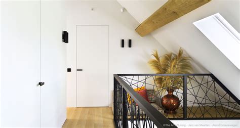 Xinnix X2 Frame by Xinnix Door Systems | Archello