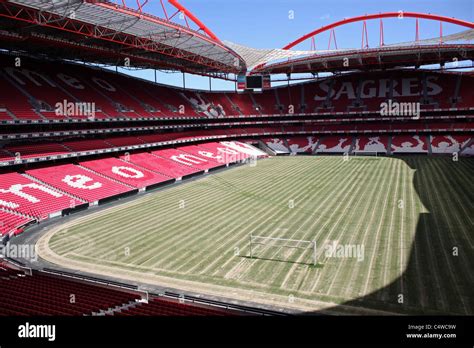 Sl Benfica Stadium : Lisbon Luz Stadium Tour And Sl Benfica Museum ...