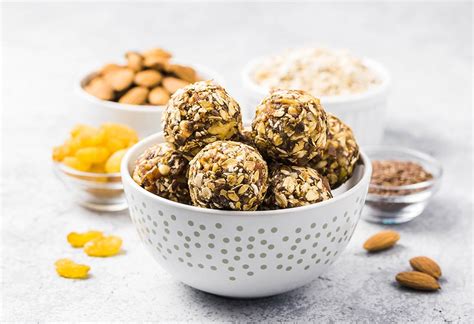 25 High Protein Snacks to Keep You Energized