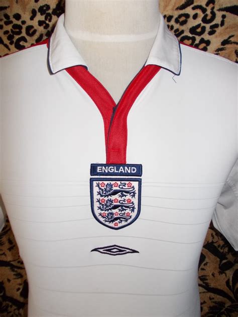 AFBUNDLE CLOTHING @ ASIA GLOBAL BUNDLE: ENGLAND JERSEY FOOTBALL BY UMBRO