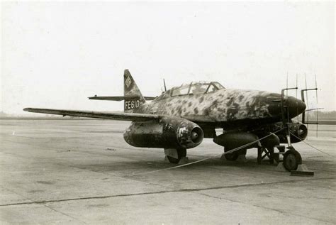 Me 262 B-1a/U1 night fighter with FuG 218 Neptun... - krugerwaffen | Messerschmitt ...