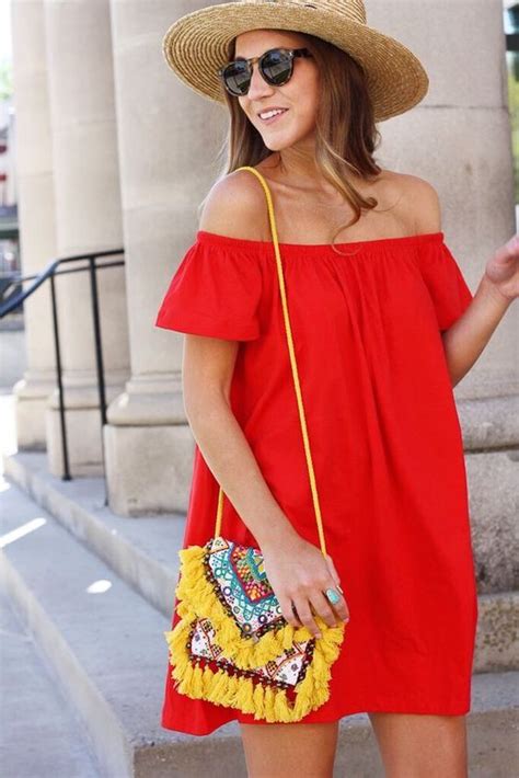 sleeve less short shoulder | Red off shoulder dress, Fashion, Star fashion