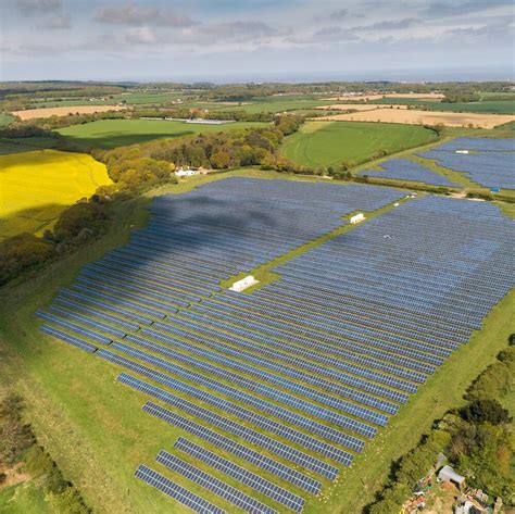 Solar Farm Design - EVERBLUE®