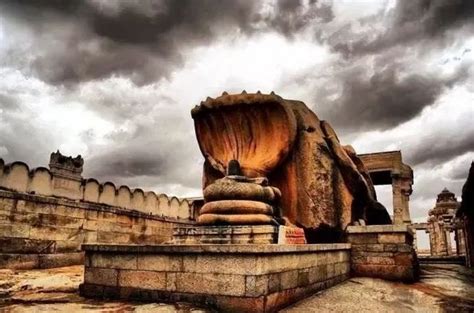 These are famous Lord Shiva temples in abroad, know where they exist ...