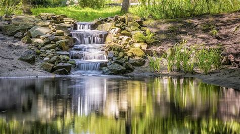 SILENT 1 Hour Waterfall Slideshow - Water Nature Meditation Relaxing Ambient - YouTube