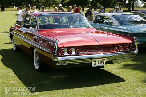 1961 Pontiac Bonneville coupe pictures