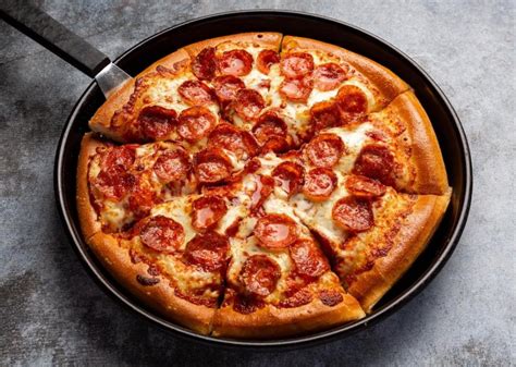 The #1 pizza chain in America—and the rest of the top 50, according to data