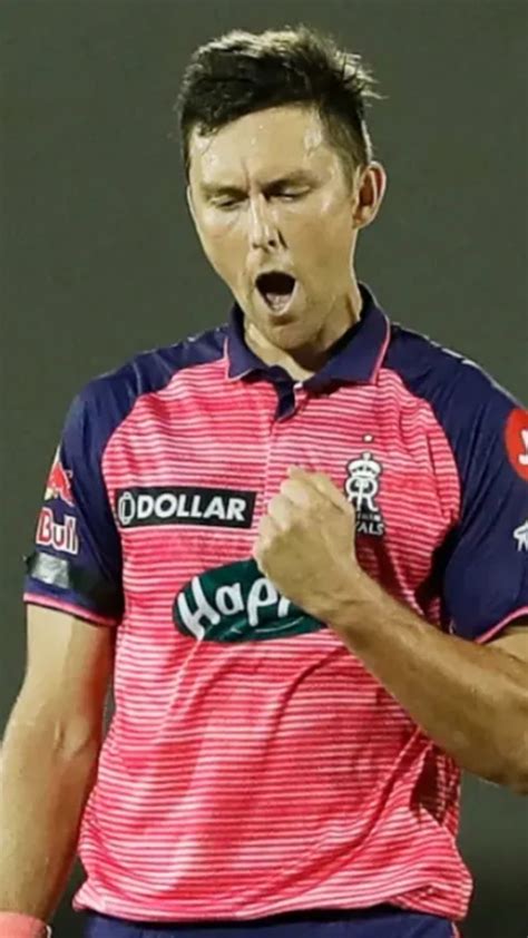 Players to take most wickets in the 1st over of IPL match, feat Trent Boult, Irfan Pathan