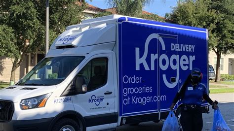 106968832-1635794978352-Kroger_delivery_truck_2.jpg?v=1635795076&w=1920 ...