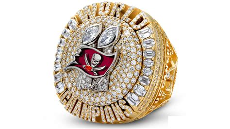 The Tampa Bay Buccaneers’ Super Bowl Ring Features 319 Diamonds - Only ...