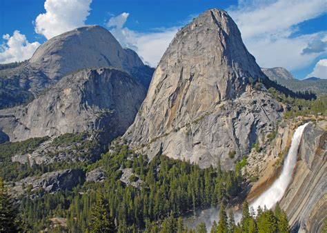 The Best Sections You Can Hike on the Famous Pacific Crest Trail