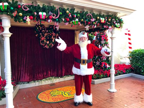 PHOTOS, VIDEO: Santa Claus Meet and Greet Now Open at Town Square ...