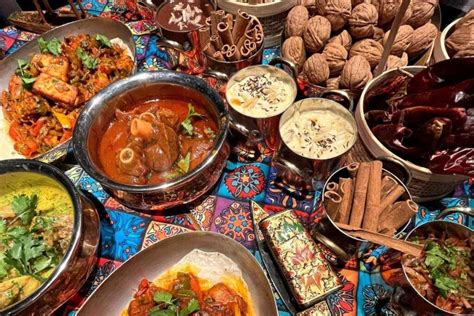 Top 10 Kashmiri Dishes You Must Try: A Guide To Kashmiri Cuisine - Tour Packages For Jammu ...