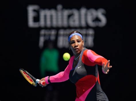 Australian Open: Serena Williams storms into third round - Dynamite News