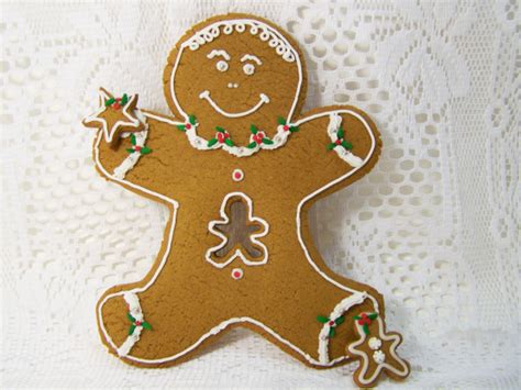 Gingerbread Boy Cookies Recipe - Genius Kitchen