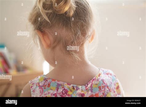 Back of little girl's head and neck Stock Photo - Alamy