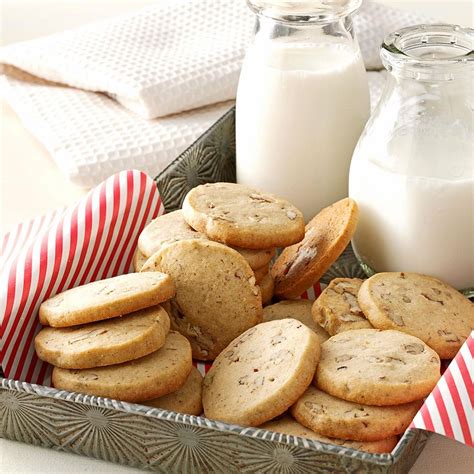 Aunt Ione's Icebox Cookies Recipe | Taste of Home