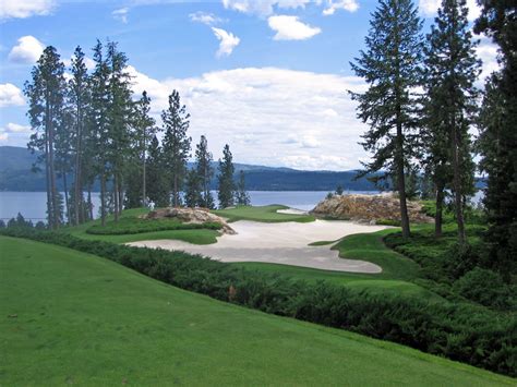 Coeur d'Alene Resort (Coeur d'Alene, Idaho) | GolfCourseGurus