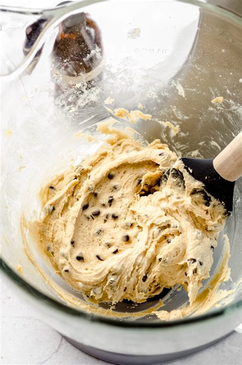 The Best Cookie Dough Frosting Recipe - Fresh April Flours