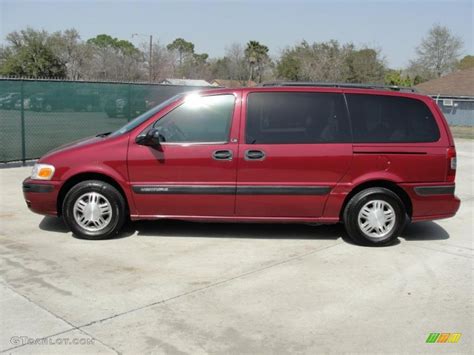 Sport Red Metallic 2005 Chevrolet Venture LS Exterior Photo #46073484 | GTCarLot.com